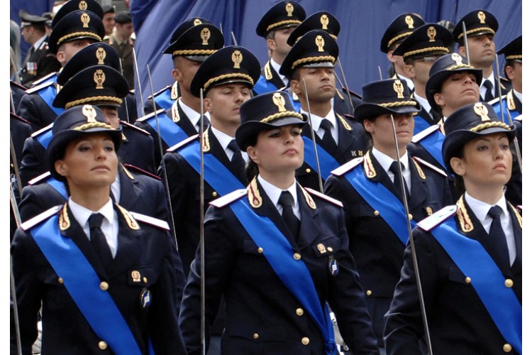 Approvazione dei criteri di massima per il triennio 2019-2021 da adottare negli scrutini per merito comparativo per le promozioni delle varie qualifiche delle carriere dei funzionari della Polizia di Stato.